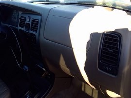 2002 TOYOTA 4RUNNER, SILVER, SR5, 3.4L, 2WD.  Z25954